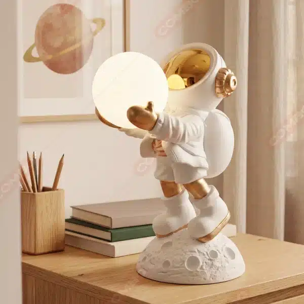 ДЕКОР ФИГУРА ASTRONAUT